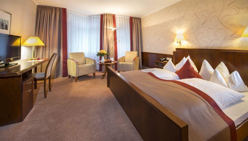 Parkhotel シュタットアレンドルフ エクステリア 写真