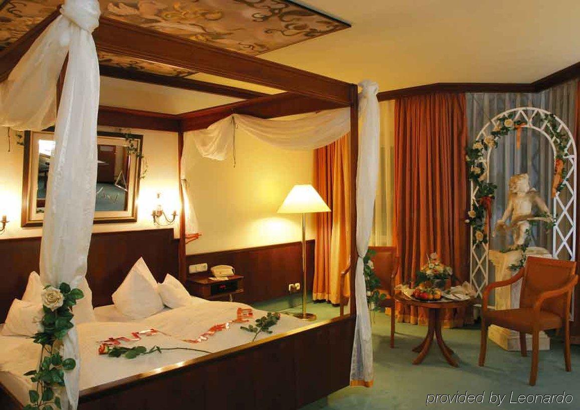 Parkhotel シュタットアレンドルフ エクステリア 写真