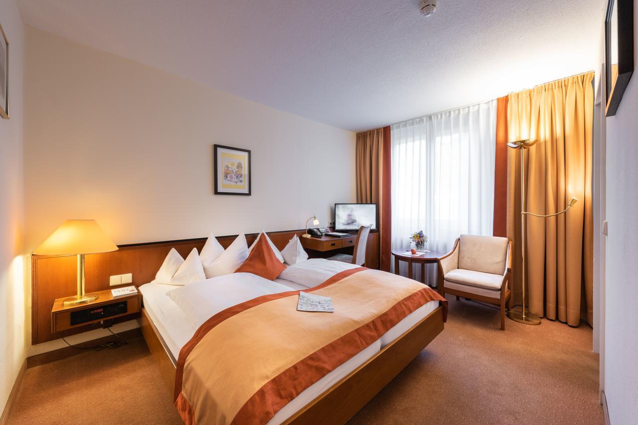 Parkhotel シュタットアレンドルフ エクステリア 写真