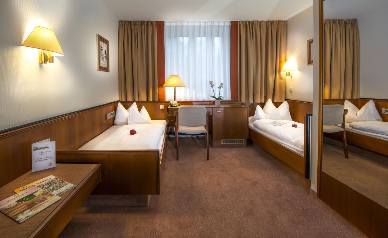 Parkhotel シュタットアレンドルフ エクステリア 写真